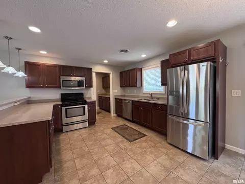 Kitchen - 106 Holden Ter, Macomb, IL 61455 photo 2 of 7