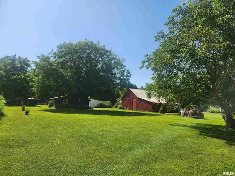 Exterior - 29676 Northrup Rd, Trivoli, IL 61569 photo 16 of 22