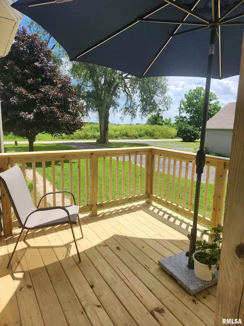 Exterior - 29676 Northrup Rd, Trivoli, IL 61569 photo 5 of 22