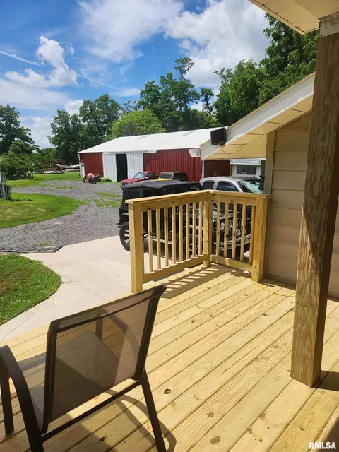 Exterior - 29676 Northrup Rd, Trivoli, IL 61569 photo 3 of 22