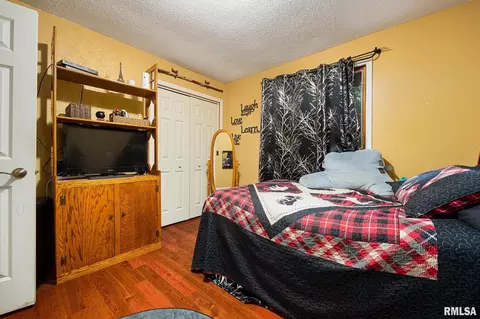 Bedroom - 535 Justa Rd, Metamora, IL 61548 photo 2 of 11