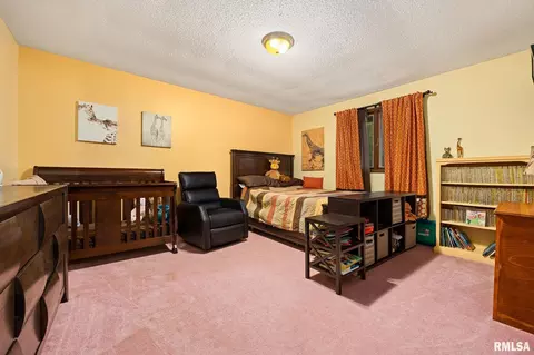 Bedroom - 535 Justa Rd, Metamora, IL 61548 photo 4 of 11