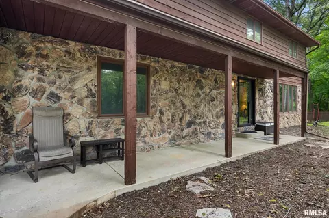 Exterior - 535 Justa Rd, Metamora, IL 61548 photo 2 of 9