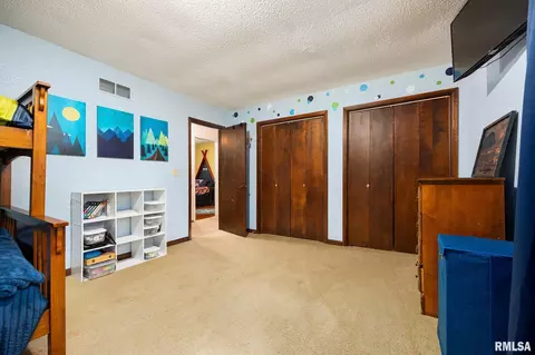 Bedroom - 535 Justa Rd, Metamora, IL 61548 photo 7 of 11