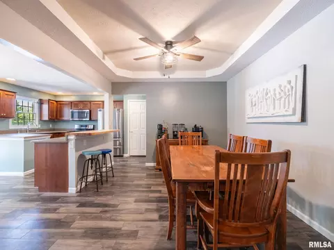 Dining - 1909 Cobblestone St, Washington, IL 61571 photo 1 of 4