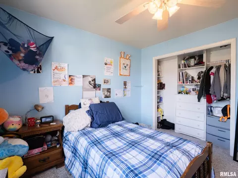 Bedroom - 1909 Cobblestone St, Washington, IL 61571 photo 5 of 13