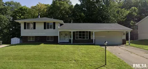 16 Cracklewood Ct, East Peoria, IL 61611