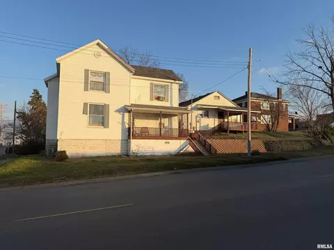 312 N Main St, Harrisburg, IL 62946