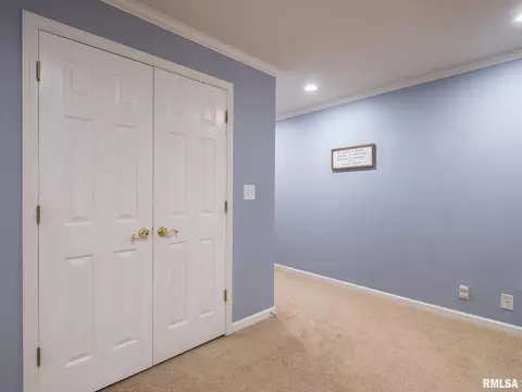 Entry Way - 1322 W Hickory Trce, Dunlap, IL 61525 photo 5 of 5