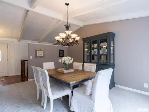Dining - 1322 W Hickory Trce, Dunlap, IL 61525 photo 2 of 3