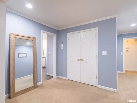 Entry Way - 1322 W Hickory Trce, Dunlap, IL 61525 photo 4 of 5