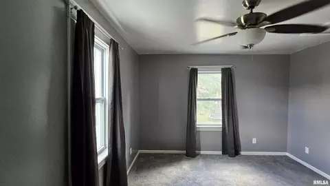 Bedroom - 107 E Olive St, Canton, IL 61520 photo 4 of 8