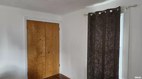 Other - 107 E Olive St, Canton, IL 61520 photo 6 of 10