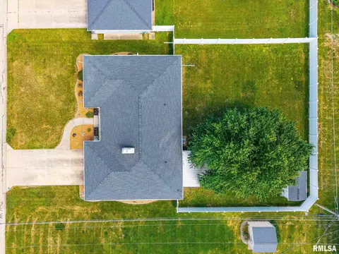View/Area - 1008 E Madison St, Morton, IL 61550 photo 11 of 11