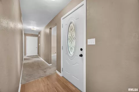 Entry Way - 1008 E Madison St, Morton, IL 61550 photo 1 of 1