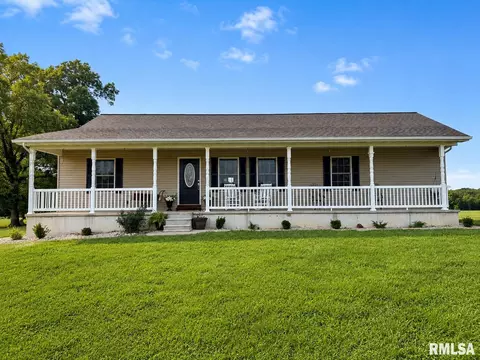15434 Orient Mine Rd, Marion, IL 62959