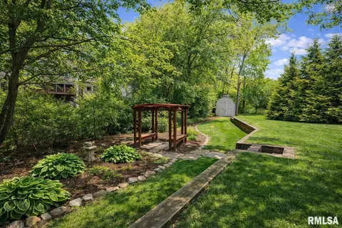 224 Hillbrook Ct, Dunlap, IL 61525 photo 8