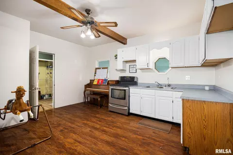 Kitchen - 1276 County Road 700 N Rd, Eureka, IL 61530 photo 9 of 9
