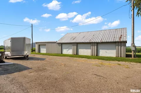 Exterior - 1276 County Road 700 N Rd, Eureka, IL 61530 photo 7 of 12