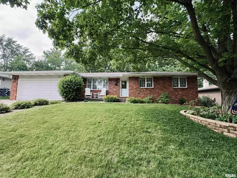1429 W Buckingham Dr, Peoria, IL 61614