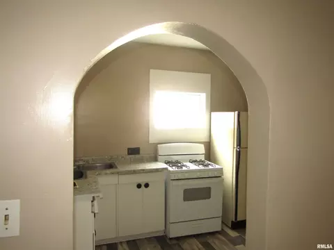 Kitchen - 954 E Locust St, Canton, IL 61520 photo 3 of 3