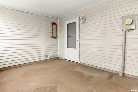 Exterior - 207 Easy St, Washington, IL 61571 photo 8 of 8