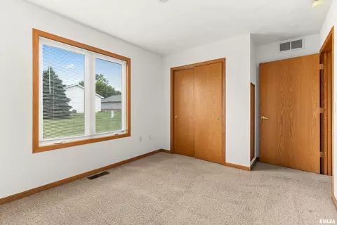 Bedroom - 207 Easy St, Washington, IL 61571 photo 2 of 6
