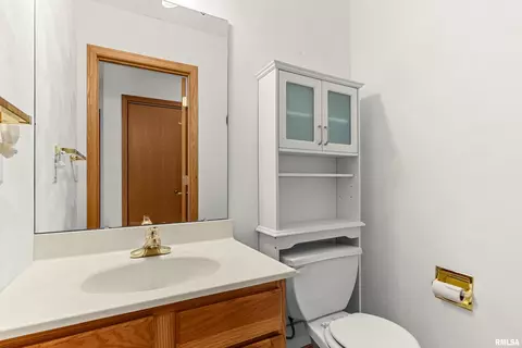 Bath - 207 Easy St, Washington, IL 61571 photo 2 of 2