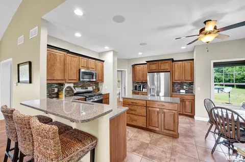 Kitchen - 8210 W Vicki Lynn Dr, Mapleton, IL 61547 photo 1 of 4