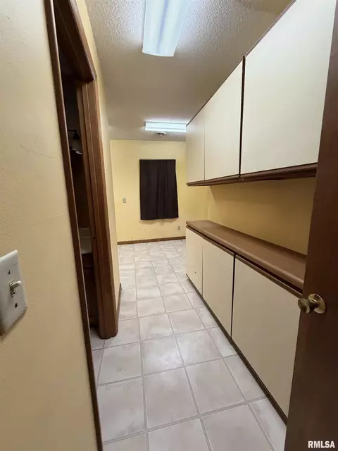 Other - 704 E Calhoun St, Macomb, IL 61455 photo 2 of 9