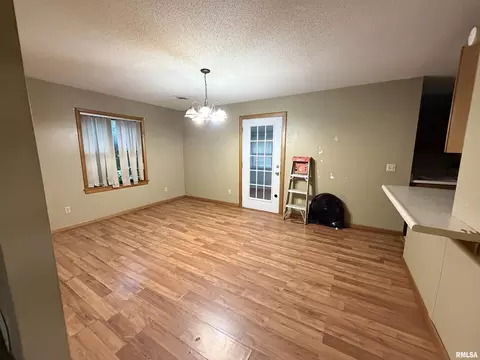 Other - 704 E Calhoun St, Macomb, IL 61455 photo 4 of 9