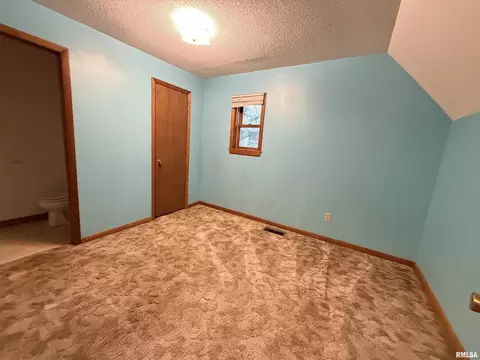 Bedroom - 704 E Calhoun St, Macomb, IL 61455 photo 4 of 4