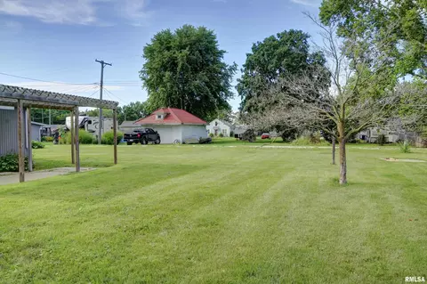 Exterior - 208 E Main St, Industry, IL 61440 photo 5 of 6