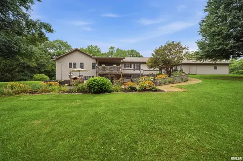 Exterior - 6610 W Tuscarora Rd, Mapleton, IL 61547 photo 3 of 14