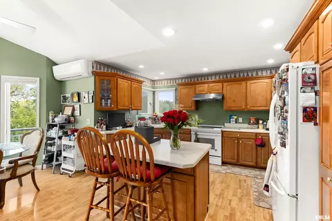 Kitchen - 1125 E Myrtle St, Canton, IL 61520 photo 2 of 4