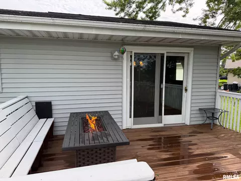 Exterior - 202 Elm Cir, Eureka, IL 61530 photo 11 of 11