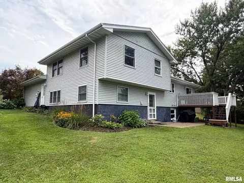 Other - 202 Elm Cir, Eureka, IL 61530 photo 2 of 12