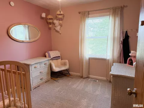 Bedroom - 202 Elm Cir, Eureka, IL 61530 photo 1 of 11