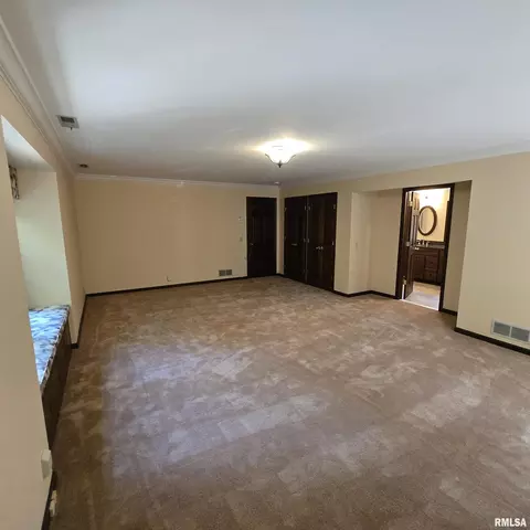 Bedroom - 309 W Eagle Nest Rd, Dunlap, IL 61525 photo 2 of 10