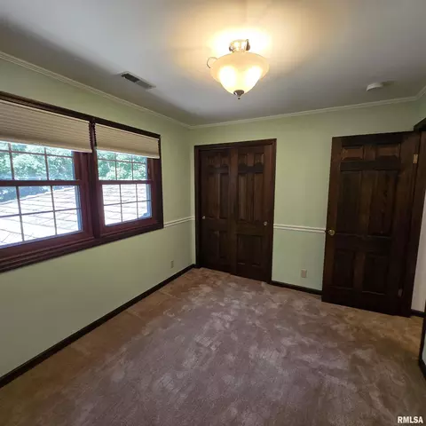 Bedroom - 309 W Eagle Nest Rd, Dunlap, IL 61525 photo 7 of 10