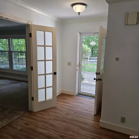 Entry Way - 309 W Eagle Nest Rd, Dunlap, IL 61525 photo 1 of 5