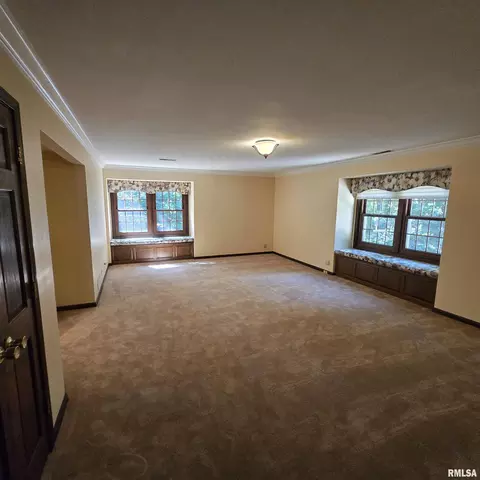 Bedroom - 309 W Eagle Nest Rd, Dunlap, IL 61525 photo 1 of 10