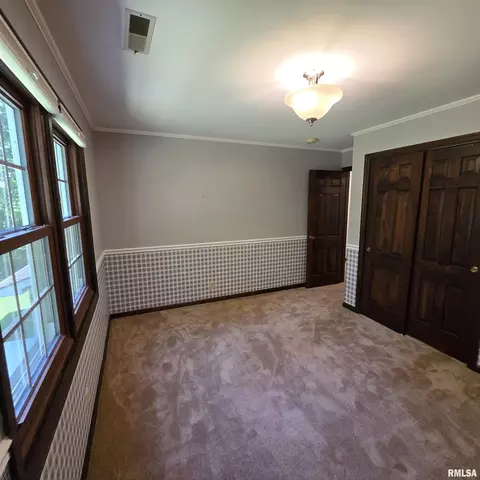 Bedroom - 309 W Eagle Nest Rd, Dunlap, IL 61525 photo 5 of 10