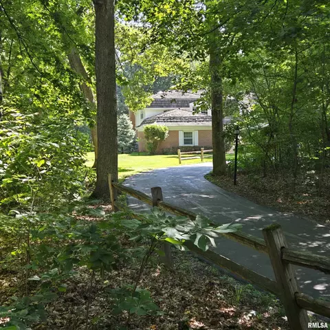 Exterior - 309 W Eagle Nest Rd, Dunlap, IL 61525 photo 1 of 21