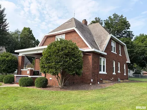 Other - 518 N Main St, Eureka, IL 61530 photo 2 of 13