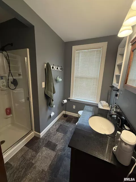Bath - 518 N Main St, Eureka, IL 61530 photo 2 of 2