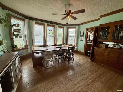 Dining - 518 N Main St, Eureka, IL 61530 photo 1 of 1