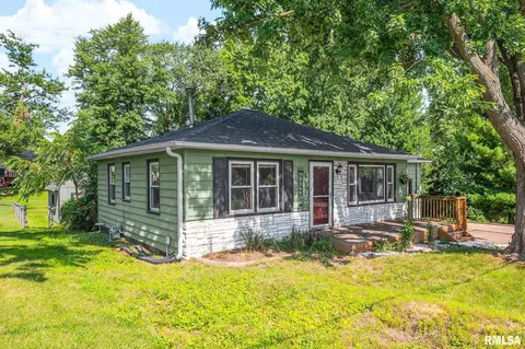 102 Willms Ct, Bartonville, IL 61607