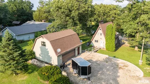 1416 N Holiday Ln, Trivoli, IL 61569