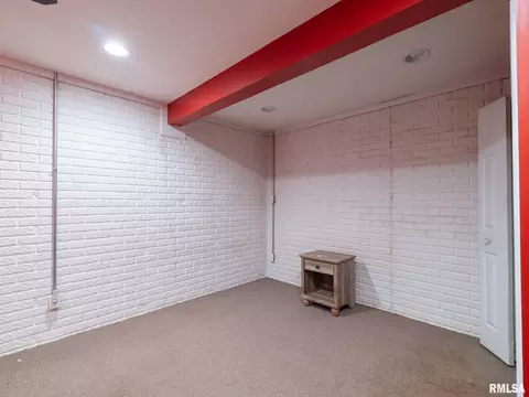 Bedroom - 912 Dennis Dr, Eureka, IL 61530 photo 13 of 14